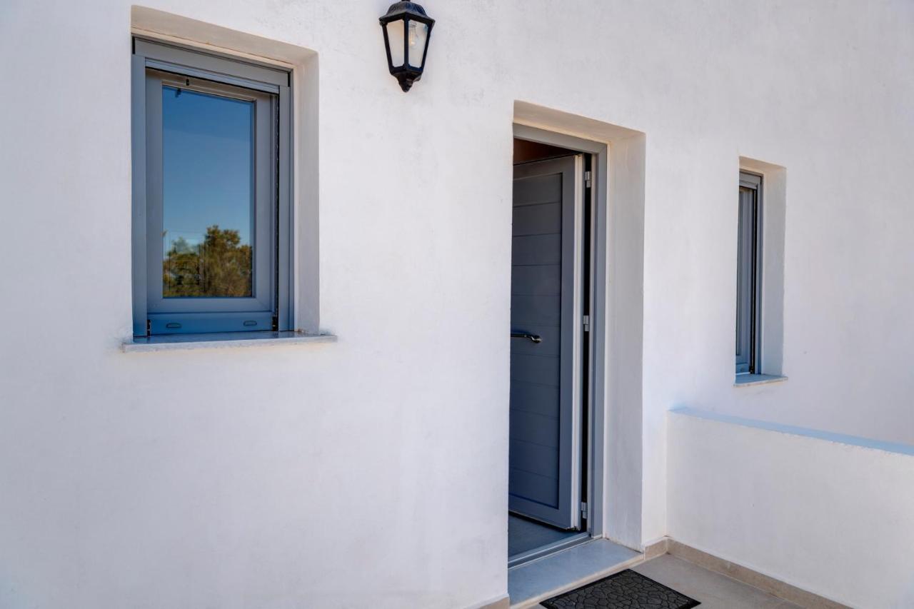 Chrysonisos Suites With Sunset & Seaviews Near Kini Exteriér fotografie