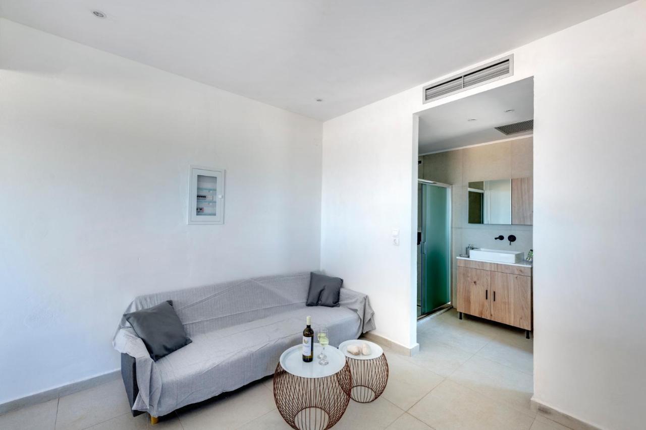 Chrysonisos Suites With Sunset & Seaviews Near Kini Exteriér fotografie