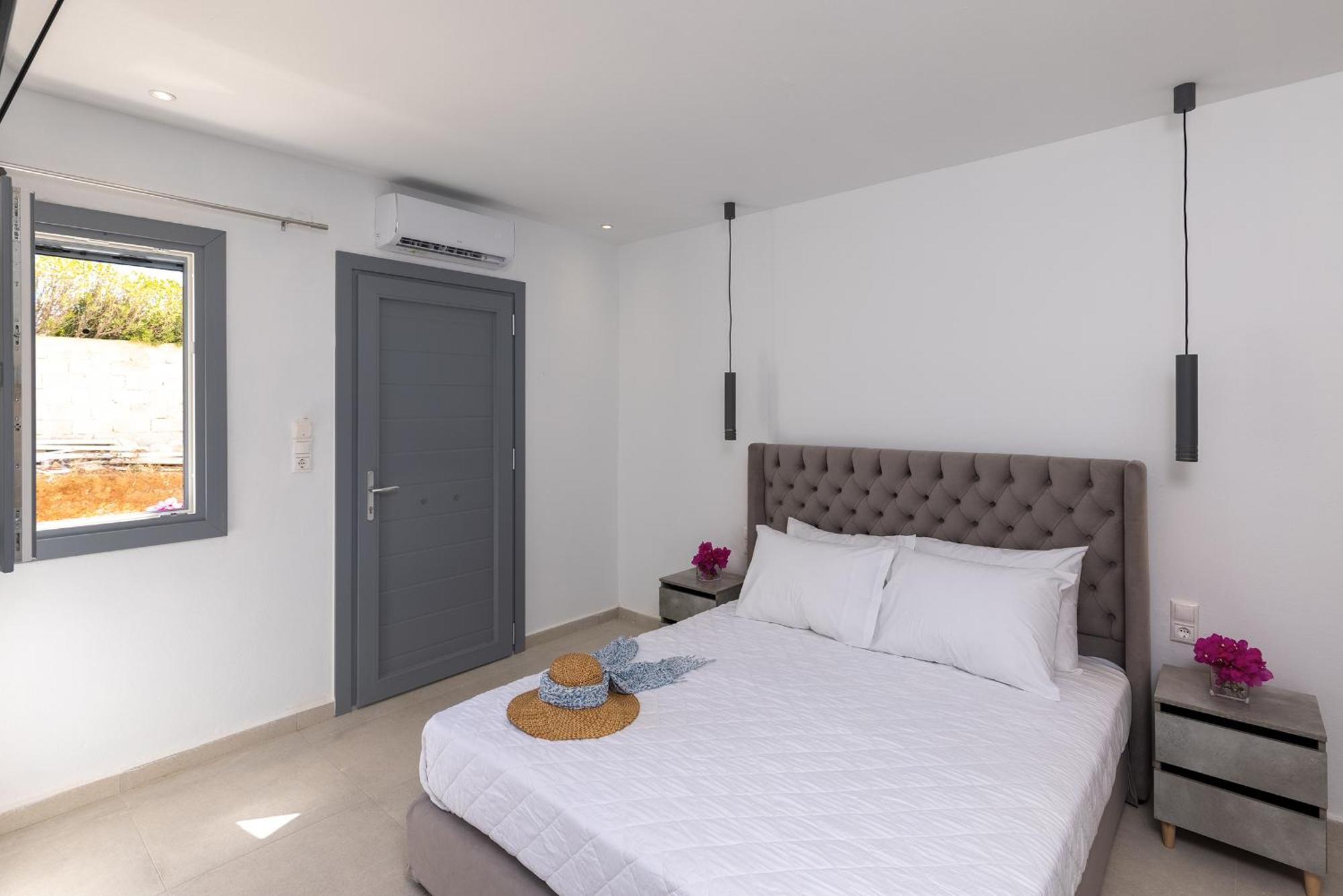 Chrysonisos Suites With Sunset & Seaviews Near Kini Exteriér fotografie